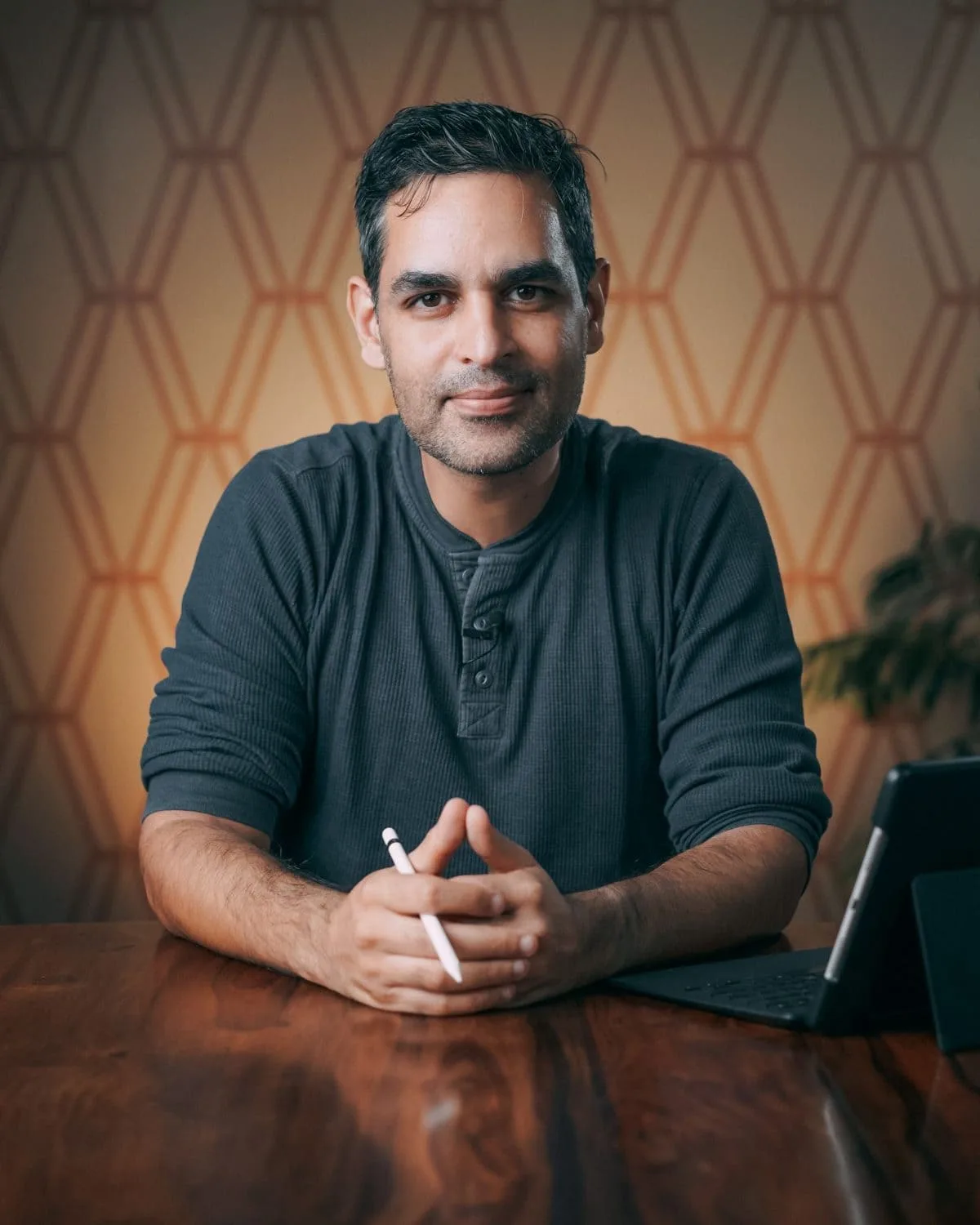 Ankur Warikoo portrait